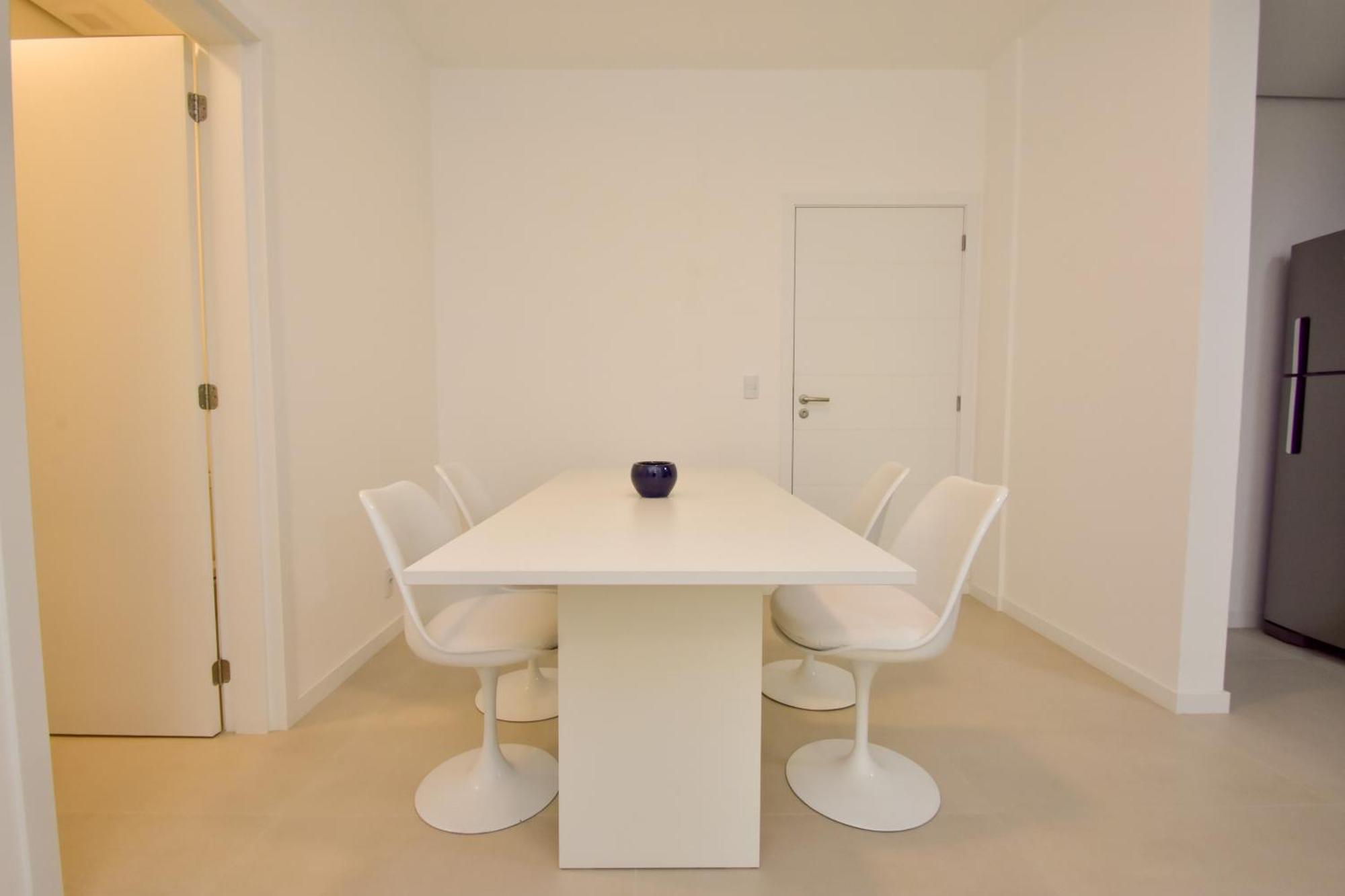 Thai Spa: 2 Quartos, 200m Da P264 Apartamento *