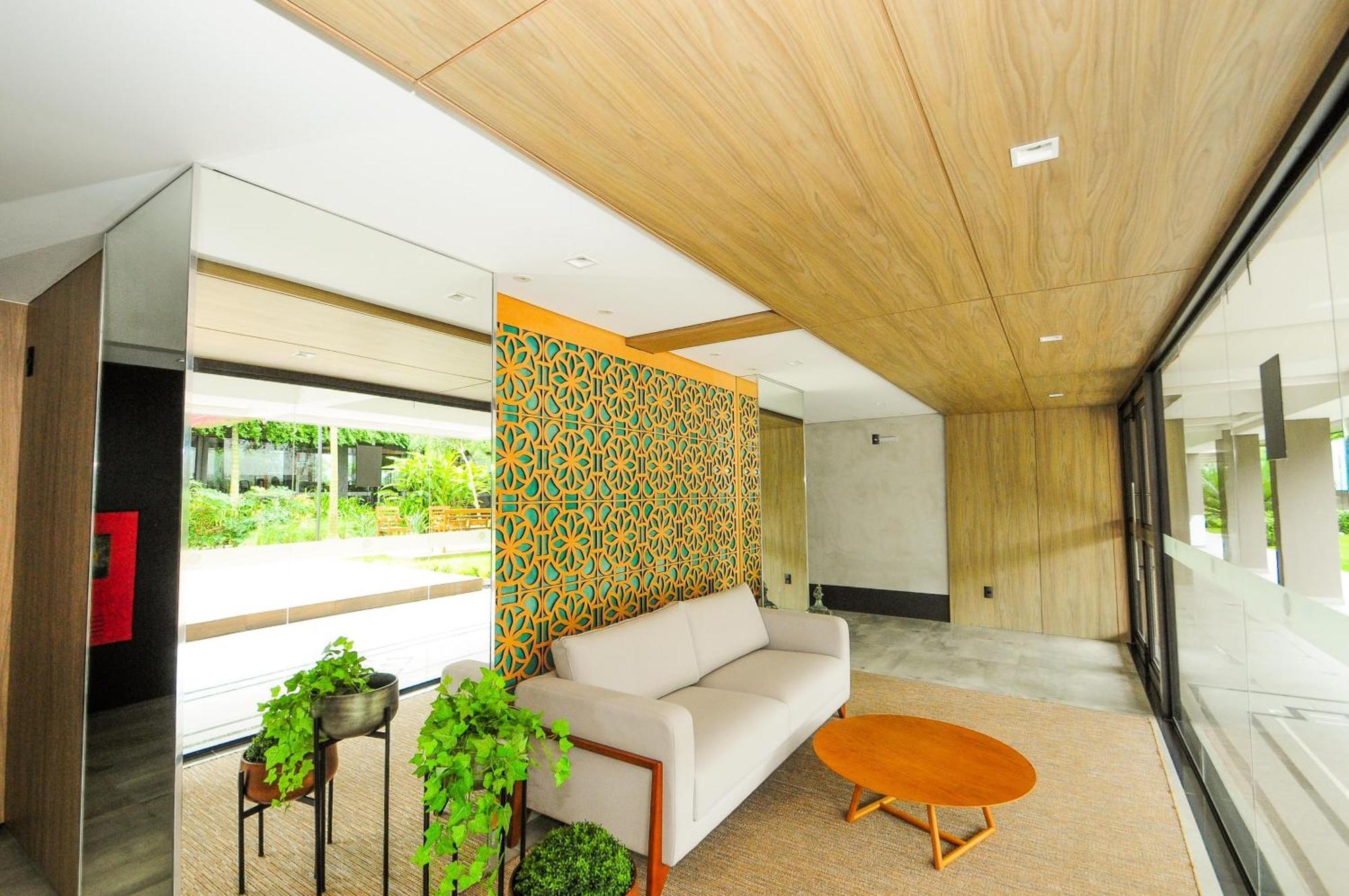 Apartamento Thai Spa: 2 Quartos, 200m Da P264 *